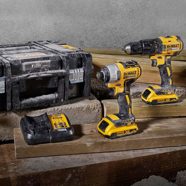DeWalt DCK2059D2T Kit 18V XR 2Ah - Imagen 2